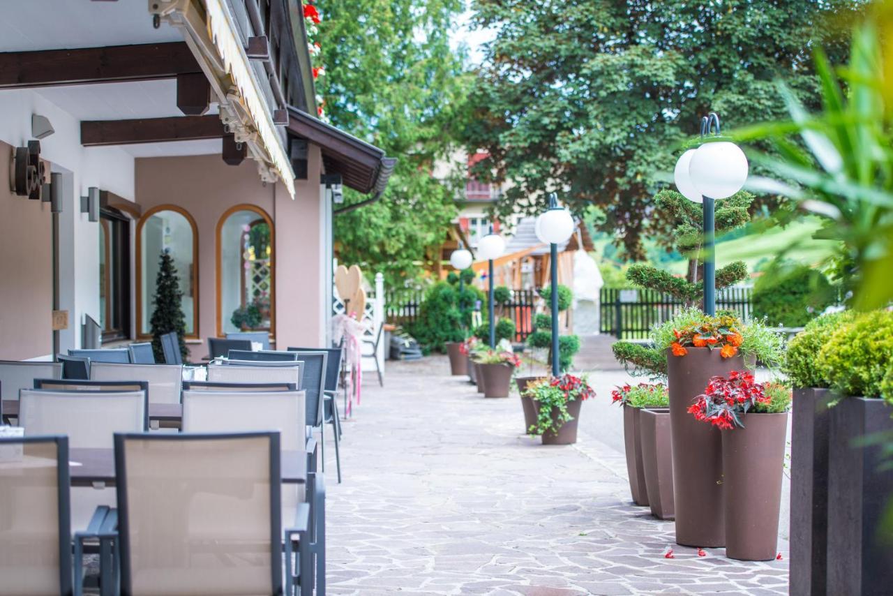 Hotel Sigmunderhof 키에네스 외부 사진