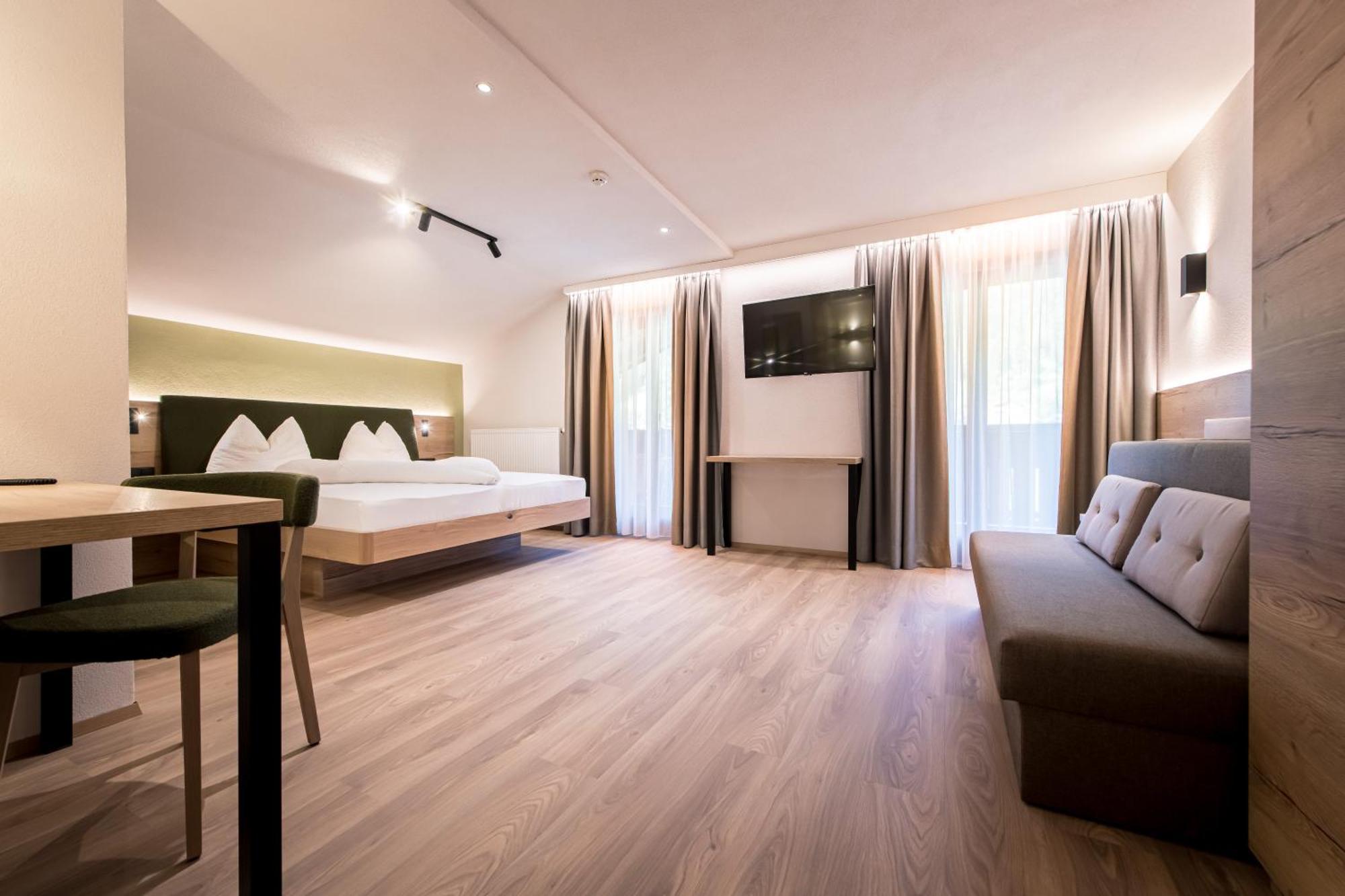 Hotel Sigmunderhof 키에네스 외부 사진