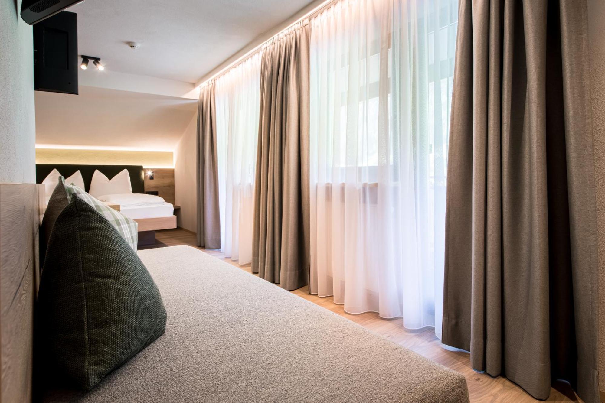 Hotel Sigmunderhof 키에네스 외부 사진